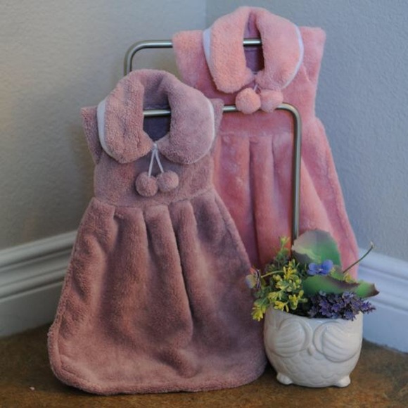 4 Unique Mini Dress Hand Towel - Microfiber - Picture 3 of 3